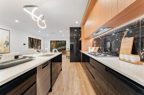 Photo of property in 28 Kate Duncan Drive, Swanson, 0614