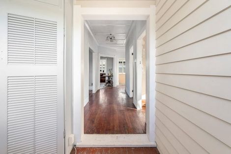Photo of property in 7 Whimp Avenue, Onerahi, Whangarei, 0110