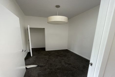 Photo of property in 80 Kaurilands Road, Titirangi, Auckland, 0604