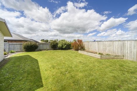 Photo of property in 40 Geneva Terrace, Kelvin Grove, Palmerston North, 4414