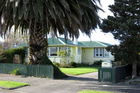 Photo of property in 16 Huia Street, Masterton, 5810