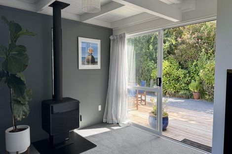 Photo of property in 52 Balmain Road, Chatswood, Auckland, 0626