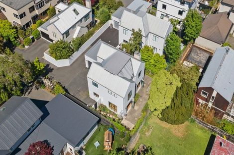 Photo of property in 35b Holly Road, St Albans, Christchurch, 8014