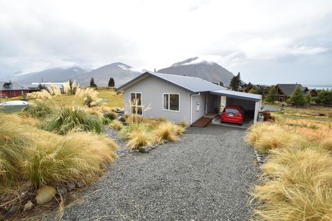 Photo of property in 51 Ohau Drive, Lake Ohau, Twizel, 9412