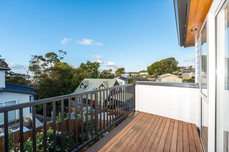 Photo of property in 38a Pokapu Street, Titirangi, Auckland, 0600