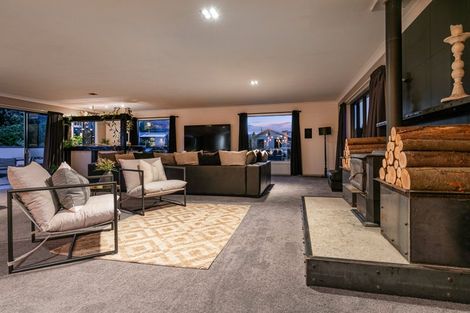 Photo of property in 6 Ryalls Way, Lake Hawea, Wanaka, 9382