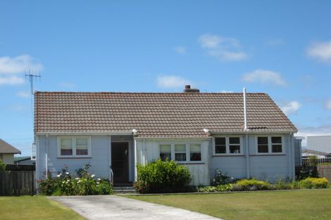 Photo of property in 5 Colvin Street, Westport, 7825