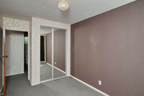 Photo of property in 2/275 Hendersons Road, Hoon Hay, Christchurch, 8025