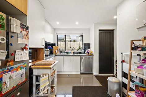 Photo of property in 8/24 Princess Terrace, Newtown, Wellington, 6021