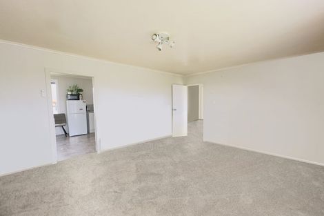 Photo of property in 40 Birdwood Avenue, Papatoetoe, Auckland, 2025