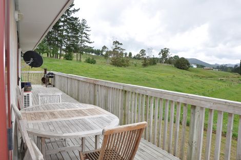 Photo of property in 73 Settlement Road, Kaiwaka, 0573