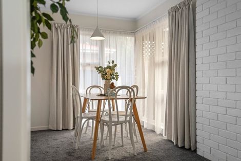 Photo of property in 5 Norrie Place, Hillcrest, Rotorua, 3015