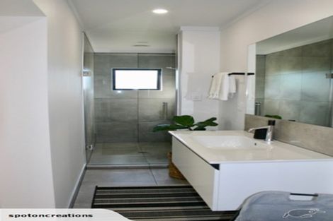 Photo of property in 37 Peake Road, Cambridge, Hamilton, 3283