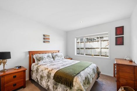 Photo of property in 92 Smart Road, Glen Avon, New Plymouth, 4312