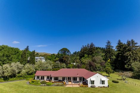 Photo of property in 306 Te Mata Road, Havelock North, 4294