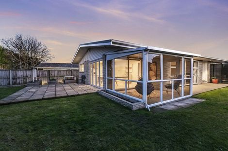 Photo of property in 20 Eastling Street, Bishopdale, Christchurch, 8053