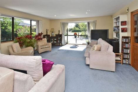 Photo of property in 33 Eders Road, Woodend, 7610