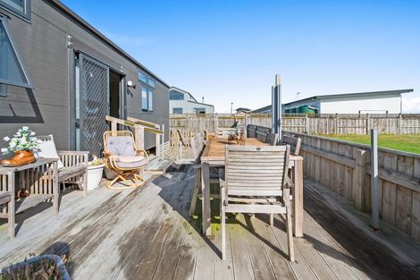 Photo of property in 1 Sandown Avenue, Himatangi Beach, Foxton, 4891