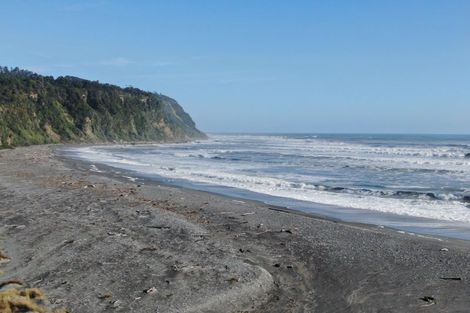 Photo of property in 9 The Parade, Okarito, Whataroa, 7886