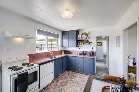 Photo of property in 32 Coventry Avenue, Tamatea, Napier, 4112