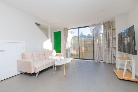 Photo of property in 60u2 Broderick Road, Johnsonville, Wellington, 6037