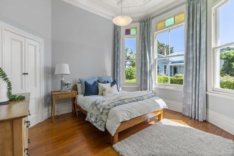 Photo of property in 5 Mozeley Avenue, Devonport, Auckland, 0624