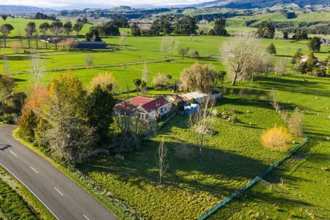 Photo of property in 376 Pohangina Road, Ashhurst, 4884