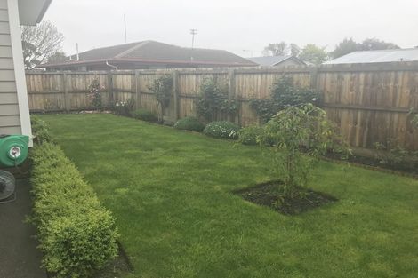 Photo of property in 5 Florance Place, Parklands, Christchurch, 8083