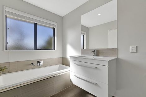 Photo of property in 48 Tupelo Place, Swannanoa, Rangiora, 7476