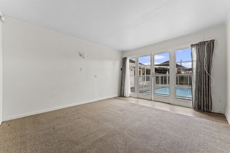 Photo of property in 14 Hannan Street, Levin, 5510