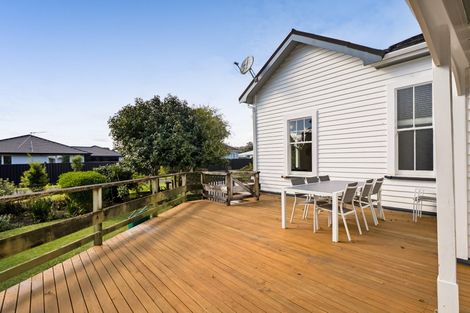 Photo of property in 28 Huatoki Street, Vogeltown, New Plymouth, 4310