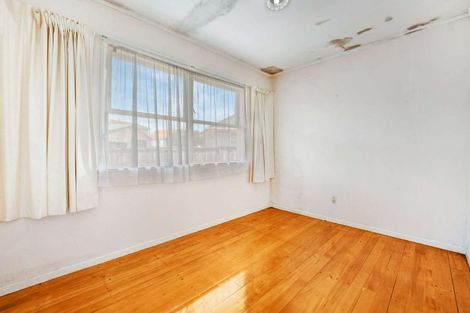 Photo of property in 27 Kairanga Street, Mangere East, Auckland, 2024