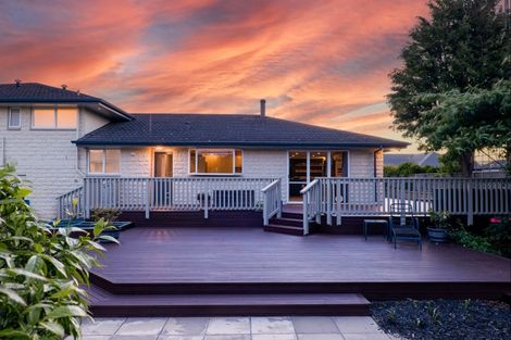 Photo of property in 100a Aorangi Road, Bryndwr, Christchurch, 8053