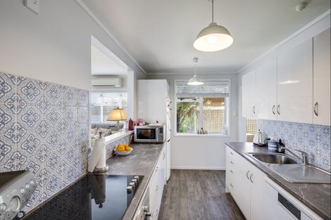 Photo of property in 708 Massey Street, Akina, Hastings, 4122