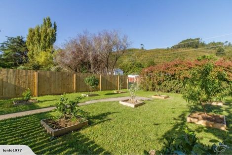 Photo of property in 32 Petherick Street, Taita, Lower Hutt, 5011