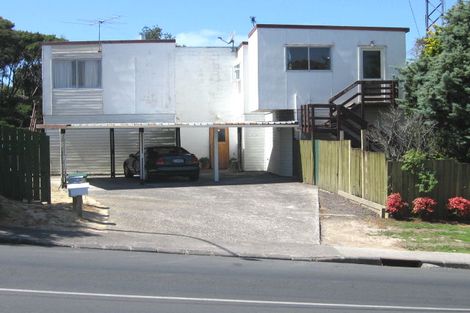 Photo of property in 1/54 Easton Park Parade, Glenfield, Auckland, 0629