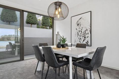 Photo of property in 73a Lake Domain Drive, Frankton, Hamilton, 3204