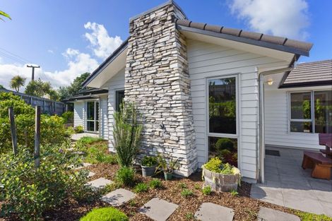 Photo of property in 23 Petrel Close, Paraparaumu Beach, Paraparaumu, 5032