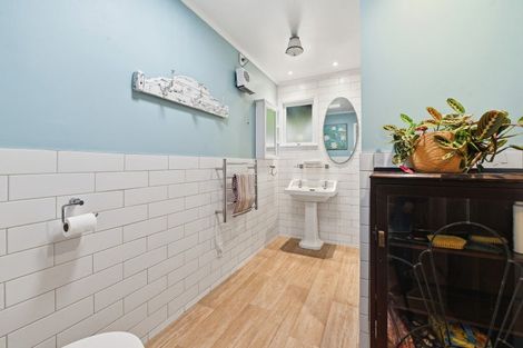 Photo of property in 22 Selwyn Road, Lynmore, Rotorua, 3010
