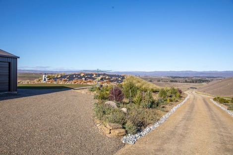 Photo of property in 1 Stella Way, Waikerikeri, Alexandra, 9391