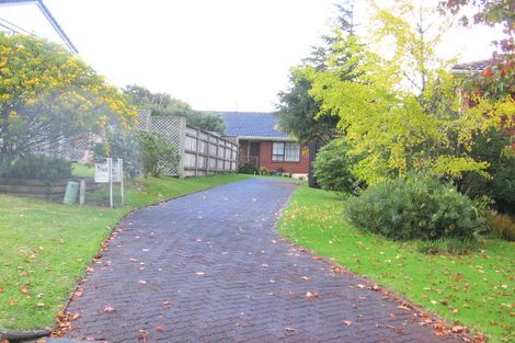Photo of property in 2/11 Orinda Close, Botany Downs, Auckland, 2010
