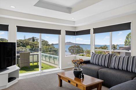 Photo of property in 70a Beach Road, Castor Bay, Auckland, 0620