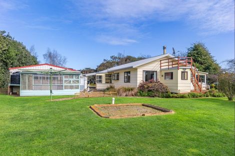 Photo of property in 218 Hokio Beach Road, Levin, 5571