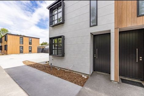 Photo of property in 2/91 Springfield Road, St Albans, Christchurch, 8014