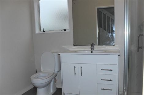 Photo of property in 10 Rewa Street, New Lynn, Auckland, 0600