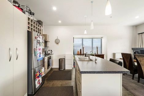 Photo of property in 11 Cabbage Tree Grove, Woodridge, Wellington, 6037