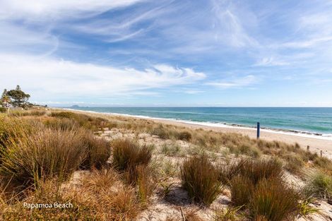 Photo of property in 124a Karewa Parade, Papamoa Beach, Papamoa, 3118