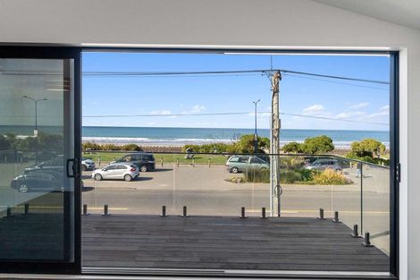 Photo of property in 85b Marine Parade, North New Brighton, Christchurch, 8083