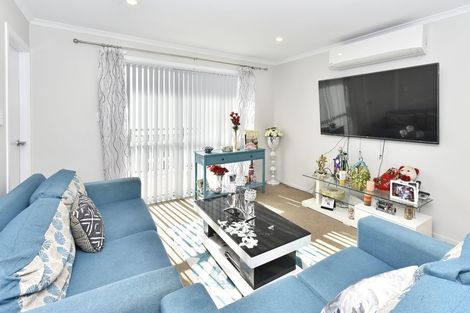 Photo of property in 24 Fernly Rise, Flat Bush, Auckland, 2019