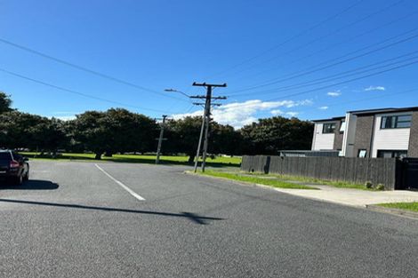 Photo of property in 47 Buckingham Crescent, Papatoetoe, Auckland, 2025